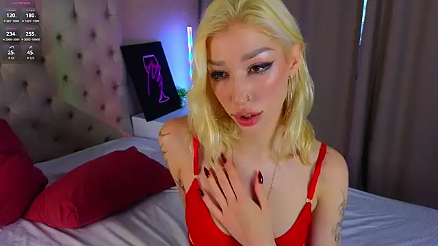 Snapshot of SallyCha chatting on November 2025 07:51:02 AM SallyCha online show from November 2025 07:51:02 AM