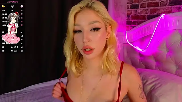 Snapshot of SallyCha chatting on October 2025 07:10:02 AM SallyCha online show from October 2025 07:10:02 AM