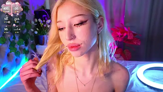 Snapshot of SallyCha chatting on May 2026 07:44:01 AM SallyCha online show from May 2026 07:44:01 AM