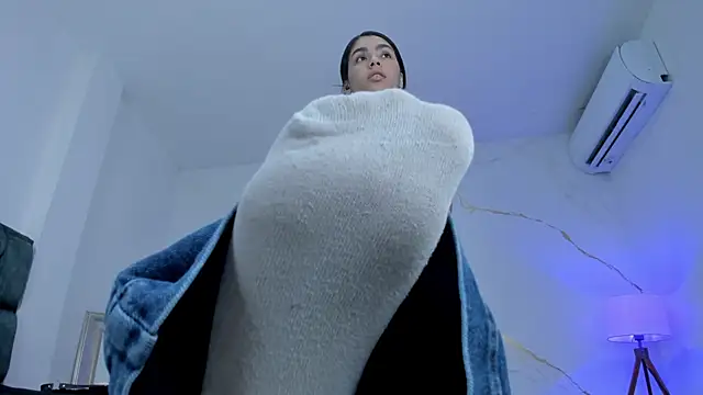 fierygroup online show from October 2025 12:20:01 AM