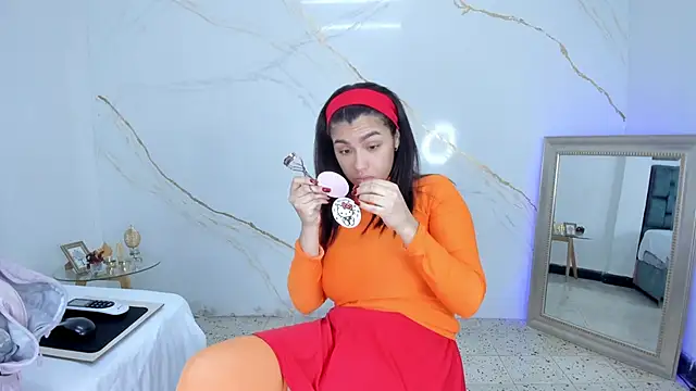 fierygroup online show from December 2025 12:32:01 AM