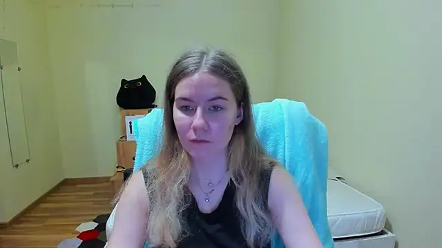 EmilyPaw online show from March 2025 06:34:02 PM