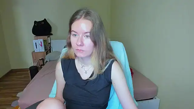 EmilyPaw online show from March 2025 07:20:02 AM