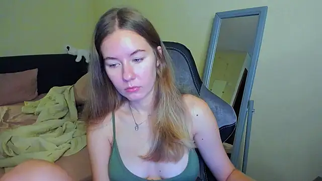 EmilyPaw online show from November 2025 08:52:02 AM