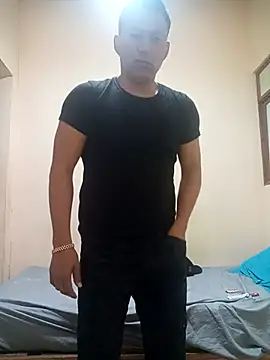 LuisMex1998 online show from February 2026 09:00:02 AM