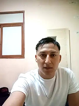 LuisMex1998 online show from April 2026 05:58:01 AM