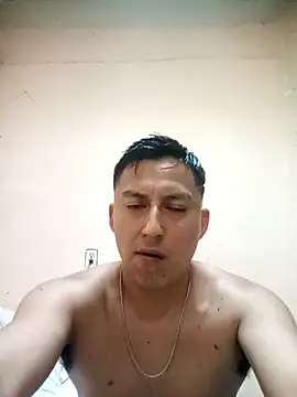 LuisMex1998 online show from May 2026 10:24:01 AM