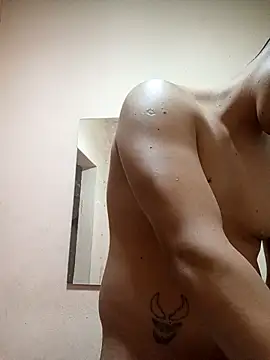 LuisMex1998 online show from March 2026 01:41:01 PM