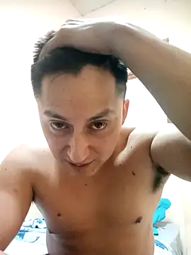 LuisMex1998 online show from February 2026 05:21:01 AM