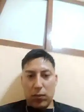 LuisMex1998 online show from April 2026 11:17:01 AM