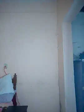 Snapshot of LuisMex1998 chatting on November 2025 07:47:02 AM LuisMex1998 online show from November 2025 07:47:02 AM