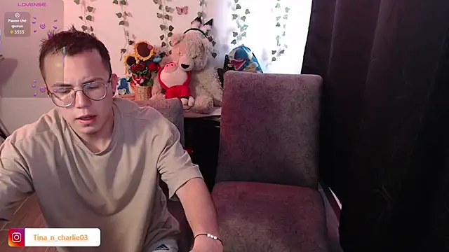 Tina 4 Charlie online show from March 2026 02:09:01 PM