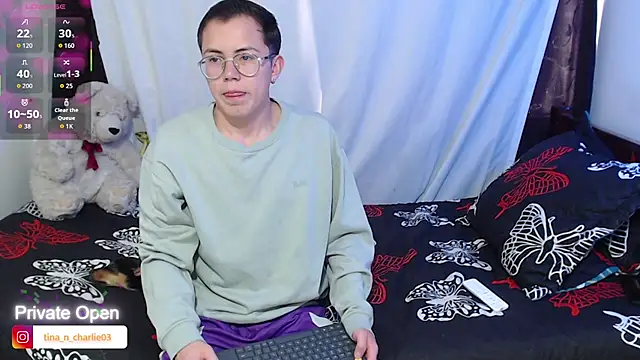 Tina 4 Charlie online show from September 2025 01:27:01 PM