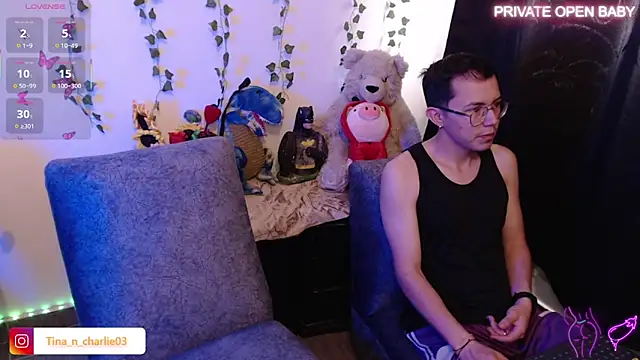 Tina 4 Charlie online show from November 2025 01:11:01 PM