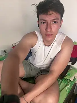 Snapshot of Amon__ashford chatting on January 2025 11:17:02 PM Amon ashford online show from January 2025 11:17:02 PM