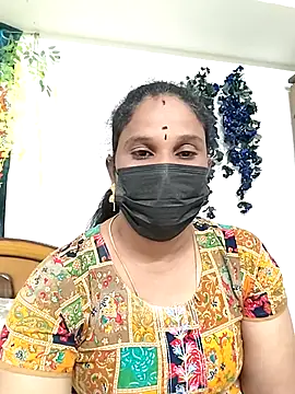 Snapshot of Tamil_Aathira chatting on October 2025 05:24:02 PM Tamil Aathira online show from October 2025 05:24:02 PM