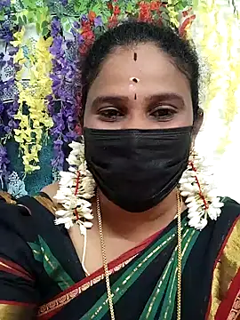 Snapshot of Tamil_Aathira chatting on September 2025 06:41:02 PM Tamil Aathira online show from September 2025 06:41:02 PM