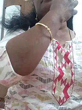 Snapshot of Tamil_Aathira chatting on February 2025 07:52:02 PM Tamil Aathira online show from February 2025 07:52:02 PM