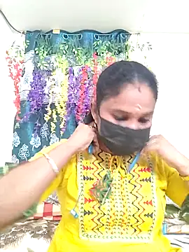 Snapshot of Tamil_Aathira chatting on September 2025 09:43:01 PM Tamil Aathira online show from September 2025 09:43:01 PM