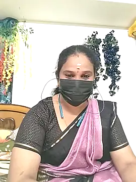 Snapshot of Tamil_Aathira chatting on September 2025 04:47:01 PM Tamil Aathira online show from September 2025 04:47:01 PM