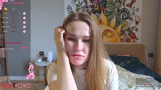 Snapshot of DianaShermy chatting on December 2025 10:08:02 AM DianaShermy online show from December 2025 10:08:02 AM