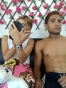 hot couple25 online show from January 2025 07:28:01 PM