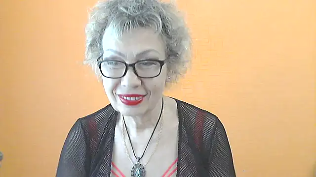 NessyJenixs online show from May 2026 07:01:02 AM