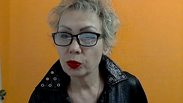 Snapshot of NessyJenixs chatting on February 2025 06:13:02 PM NessyJenixs online show from February 2025 06:13:02 PM