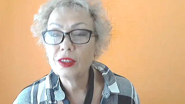 Snapshot of NessyJenixs chatting on September 2025 06:42:01 AM NessyJenixs online show from September 2025 06:42:01 AM