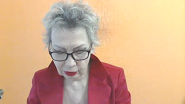 NessyJenixs online show from January 2026 07:01:02 AM