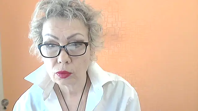 NessyJenixs online show from March 2026 07:59:01 AM