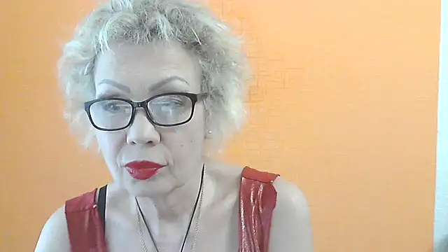 NessyJenixs online show from May 2026 01:10:02 PM
