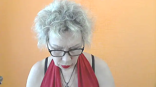 NessyJenixs online show from June 2026 06:35:02 AM