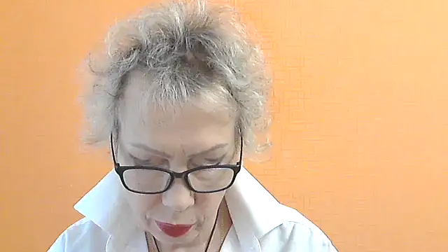 Snapshot of NessyJenixs chatting on October 2025 07:42:01 AM NessyJenixs online show from October 2025 07:42:01 AM