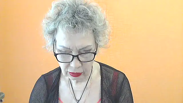 NessyJenixs online show from April 2026 06:30:01 AM