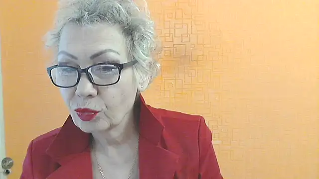 NessyJenixs online show from February 2026 08:34:01 AM