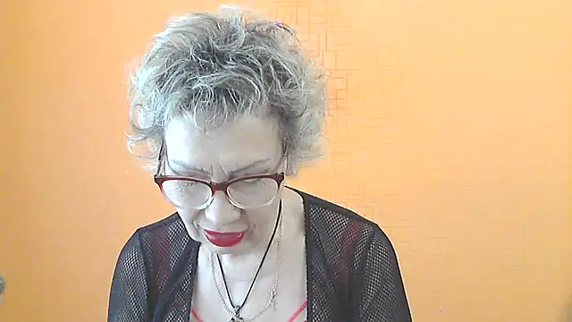 NessyJenixs online show from May 2026 06:50:02 AM