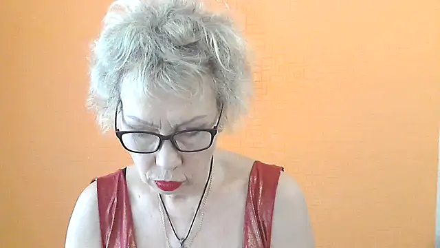 NessyJenixs online show from June 2026 07:02:01 AM