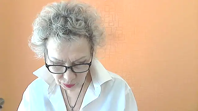 NessyJenixs online show from March 2026 07:17:01 AM