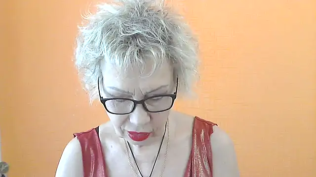 NessyJenixs online show from May 2026 06:43:02 AM