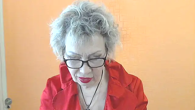 NessyJenixs online show from April 2026 07:05:02 AM