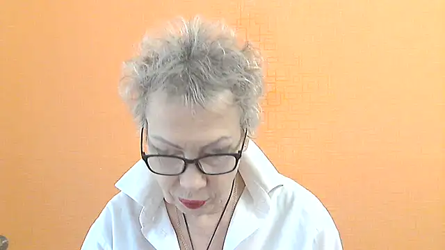 Snapshot of NessyJenixs chatting on November 2025 07:29:01 AM NessyJenixs online show from November 2025 07:29:01 AM