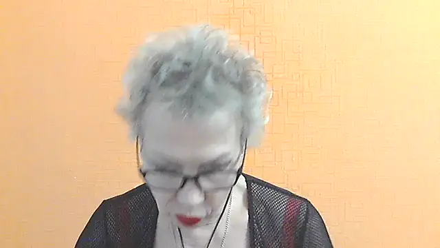 Snapshot of NessyJenixs chatting on November 2025 07:20:01 AM NessyJenixs online show from November 2025 07:20:01 AM