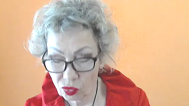 NessyJenixs online show from April 2026 06:28:01 AM