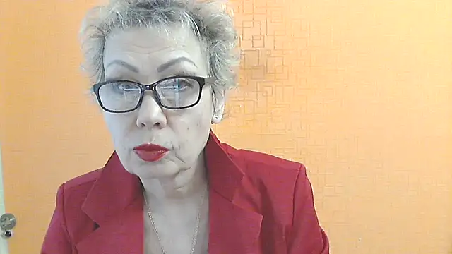 NessyJenixs online show from January 2026 08:10:02 AM