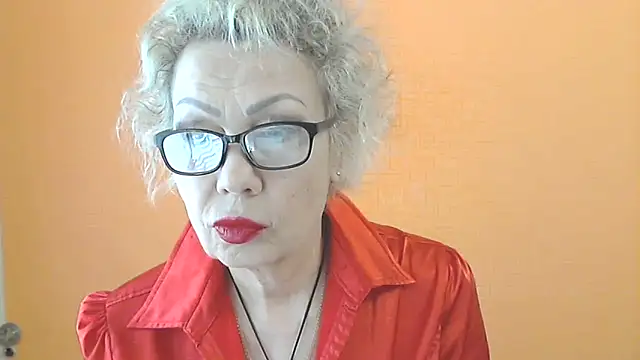 NessyJenixs online show from May 2026 06:31:02 AM