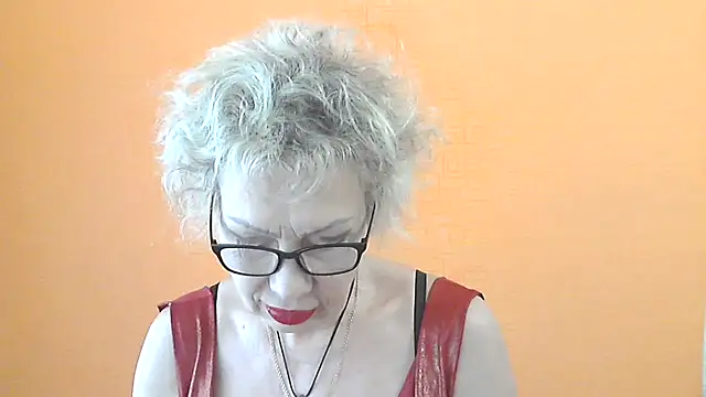 NessyJenixs online show from May 2026 06:55:01 AM