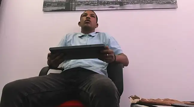 Snapshot of carlos_alber12 chatting on February 2025 07:15:02 PM carlos alber12 online show from February 2025 07:15:02 PM