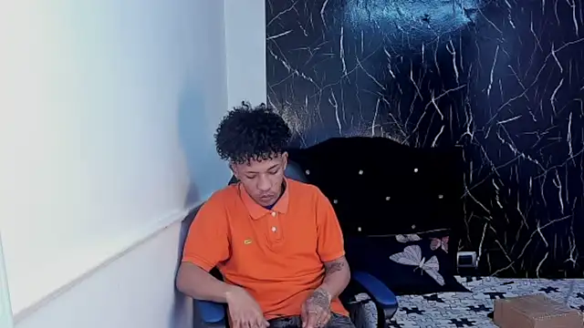 carlos alber12 online show from November 2025 03:05:02 PM