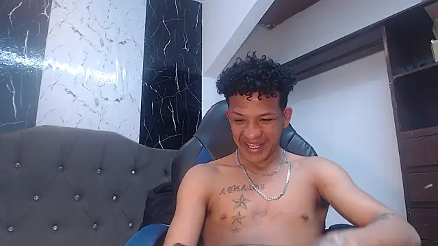 Snapshot of carlos_alber12 chatting on September 2025 07:25:02 PM carlos alber12 online show from September 2025 07:25:02 PM